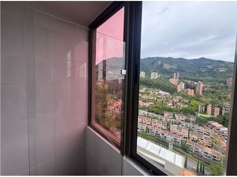 Apartamento en venta ubicado en Medellín, sector Altos del Poblado - 26