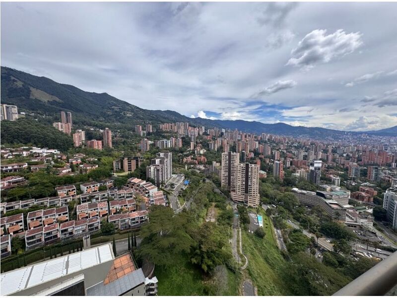 Apartamento en venta ubicado en Medellín, sector Altos del Poblado - 32
