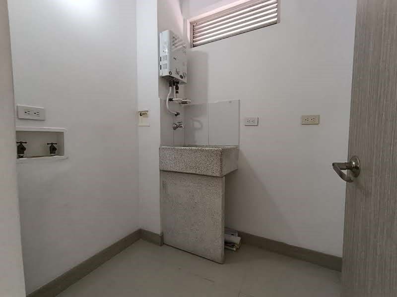 Apartamento en arriendo ubicado en Sabaneta, sector Aves María - 16