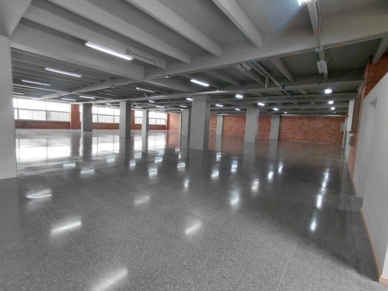 Oficina en arriendo ubicada en Medellín, sector Guayabal - 3