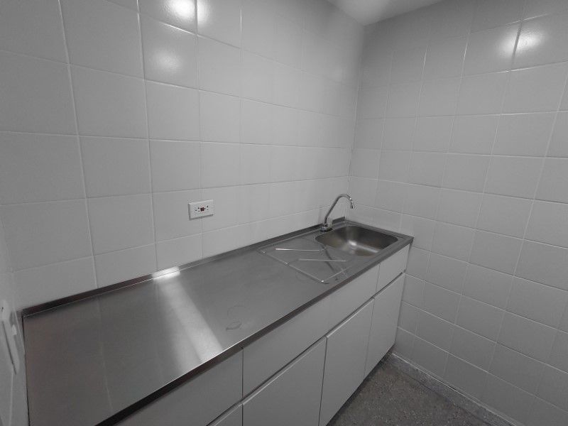 Oficina en arriendo ubicada en Medellín, sector Guayabal - 9
