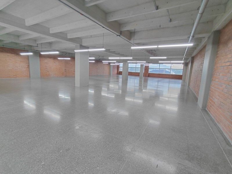 Oficina en arriendo ubicada en Medellín, sector Guayabal - 4