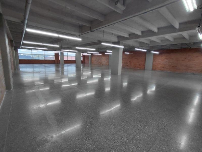 Oficina en arriendo ubicada en Medellín, sector Guayabal - 7