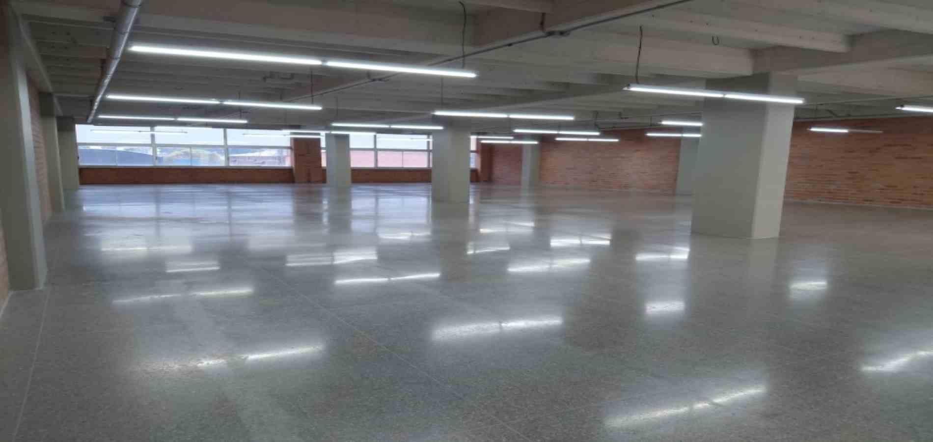 Oficina en arriendo ubicada en Medellín, sector Guayabal - 6