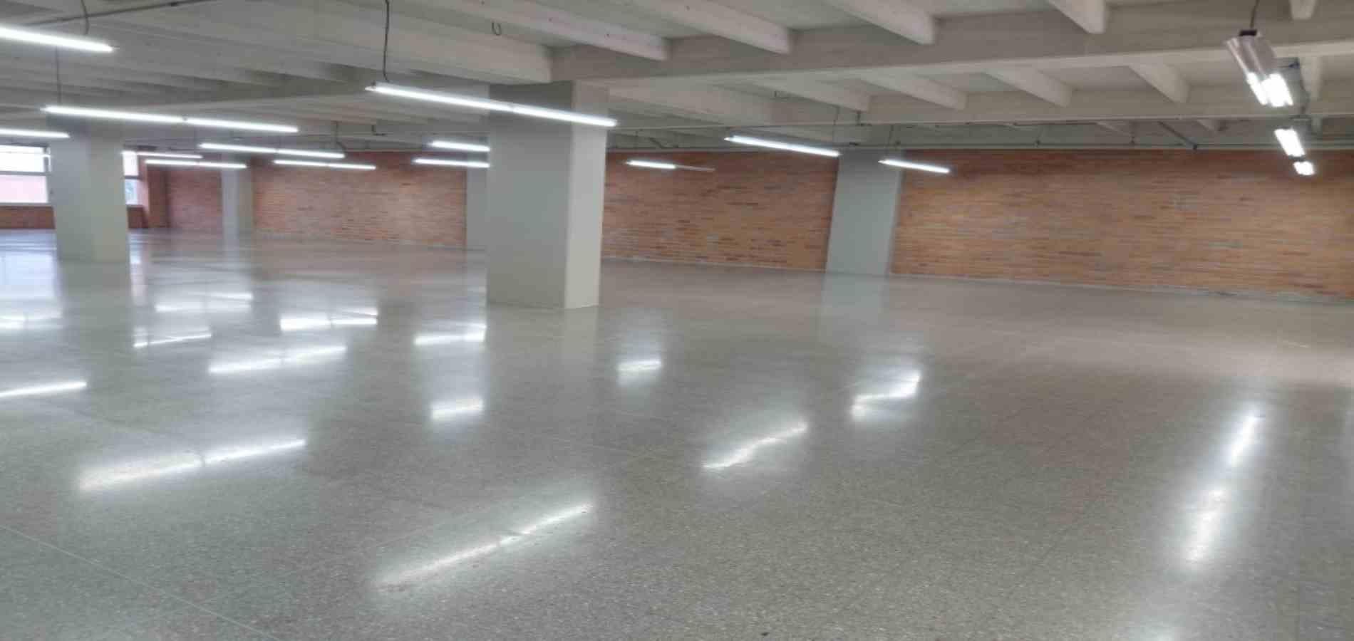 Oficina en arriendo ubicada en Medellín, sector Guayabal - 7