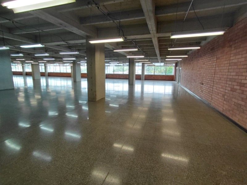 Oficina en arriendo ubicada en Medellín, sector Guayabal - 13