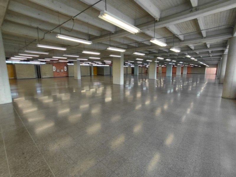 Oficina en arriendo ubicada en Medellín, sector Guayabal - 18