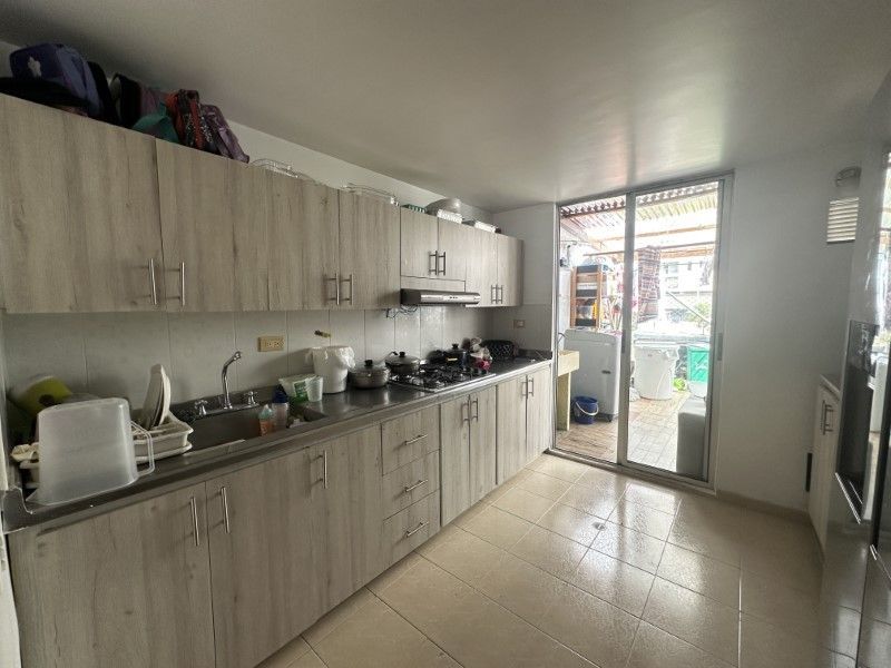 Casa en venta ubicada en Itagüí, sector Suramericana - 4