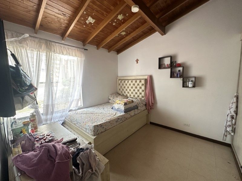 Casa en venta ubicada en Itagüí, sector Suramericana - 10