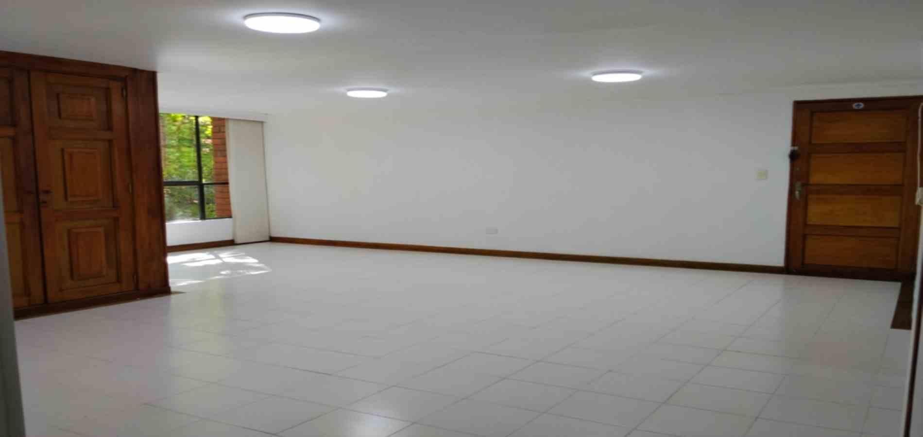 Apartamento en arriendo ubicado en Medellín, sector Laureles - 3