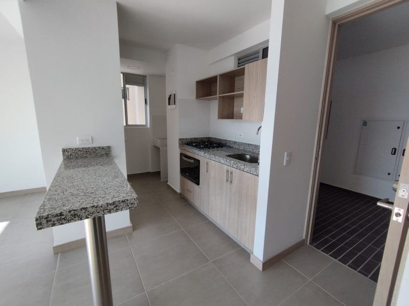Apartamento en venta ubicado en Medellín, sector Altos de Calasanz - 2
