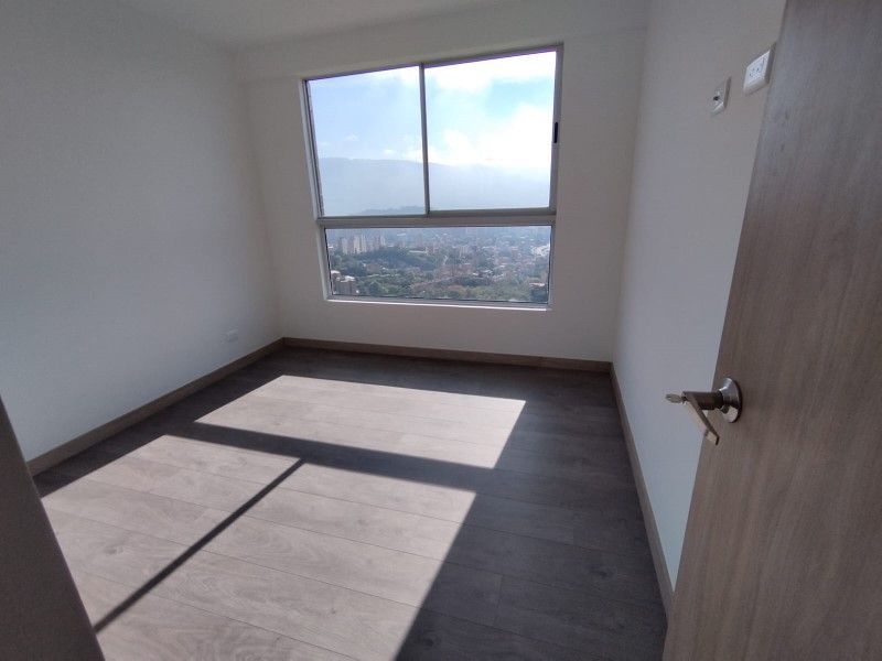 Apartamento en venta ubicado en Medellín, sector Altos de Calasanz - 8