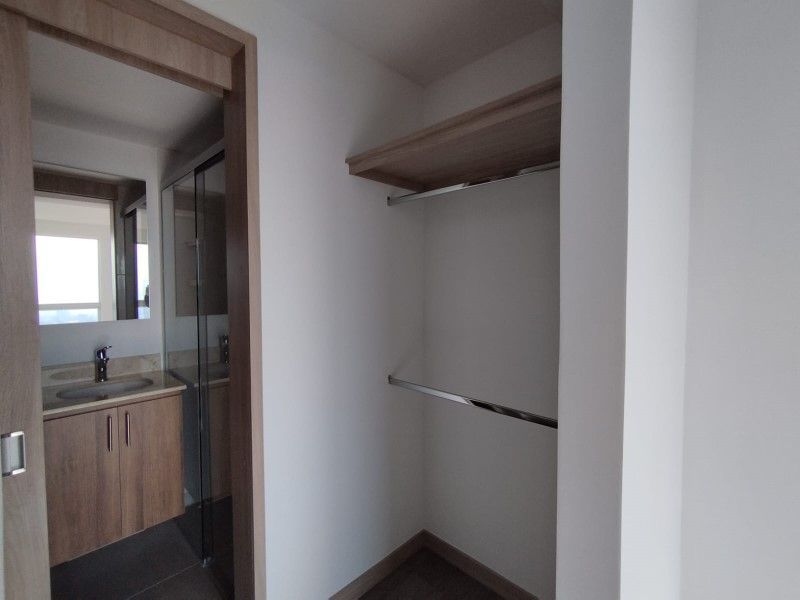 Apartamento en venta ubicado en Medellín, sector Altos de Calasanz - 10