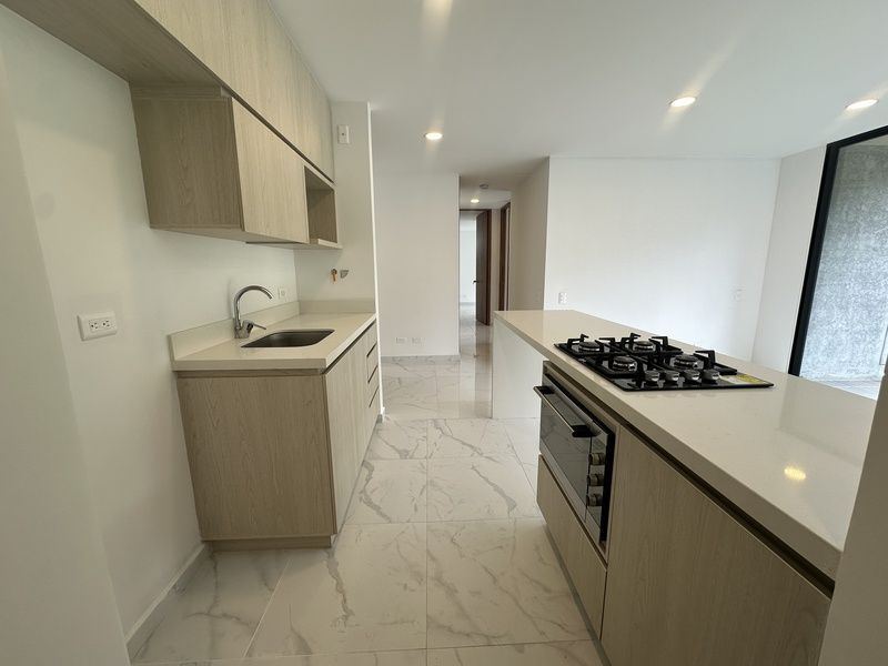 APARTAMENTO EN ARRIENDO UBICADO EN ENVIGADO SECTOR EL TRIANON - 4
