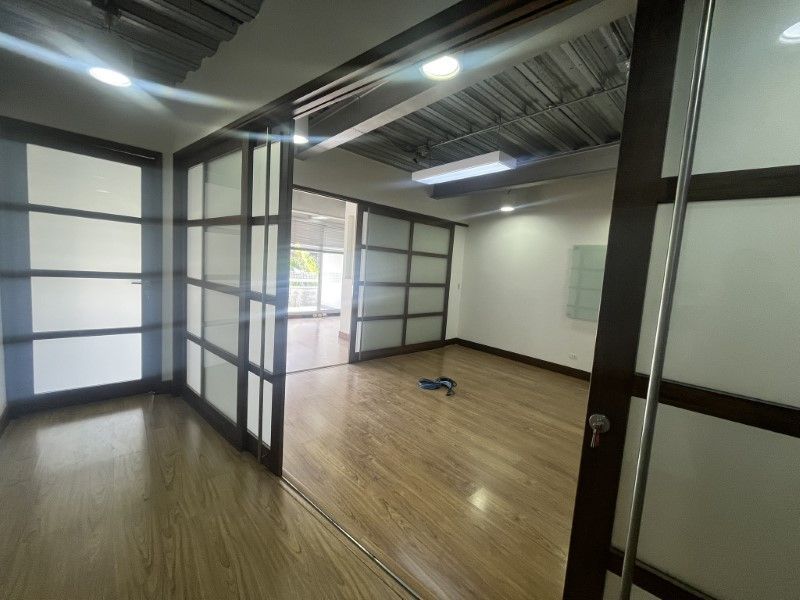 Oficina en arriendo ubicada en Medellín, sector Provenza - 5