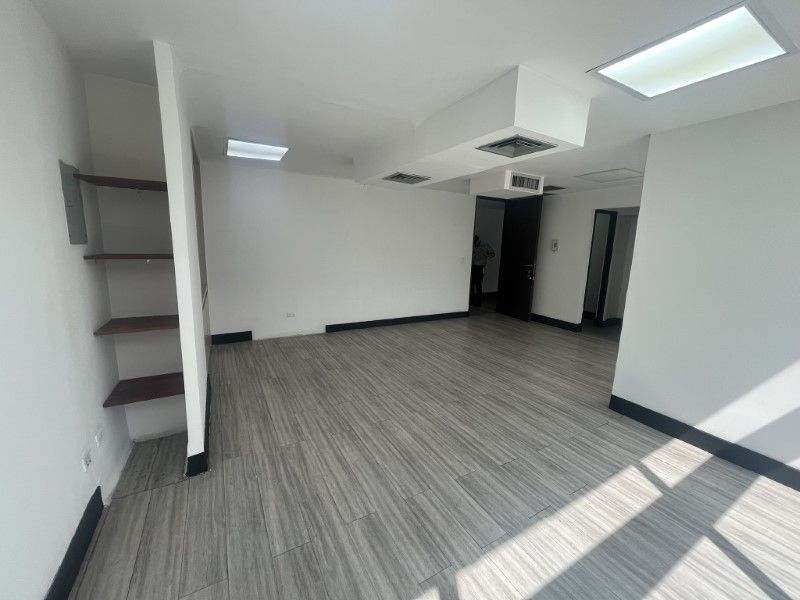 Oficina en arriendo ubicada en Medellín, sector Provenza - 2