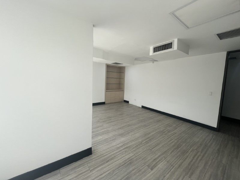 Oficina en arriendo ubicada en Medellín, sector Provenza - 3
