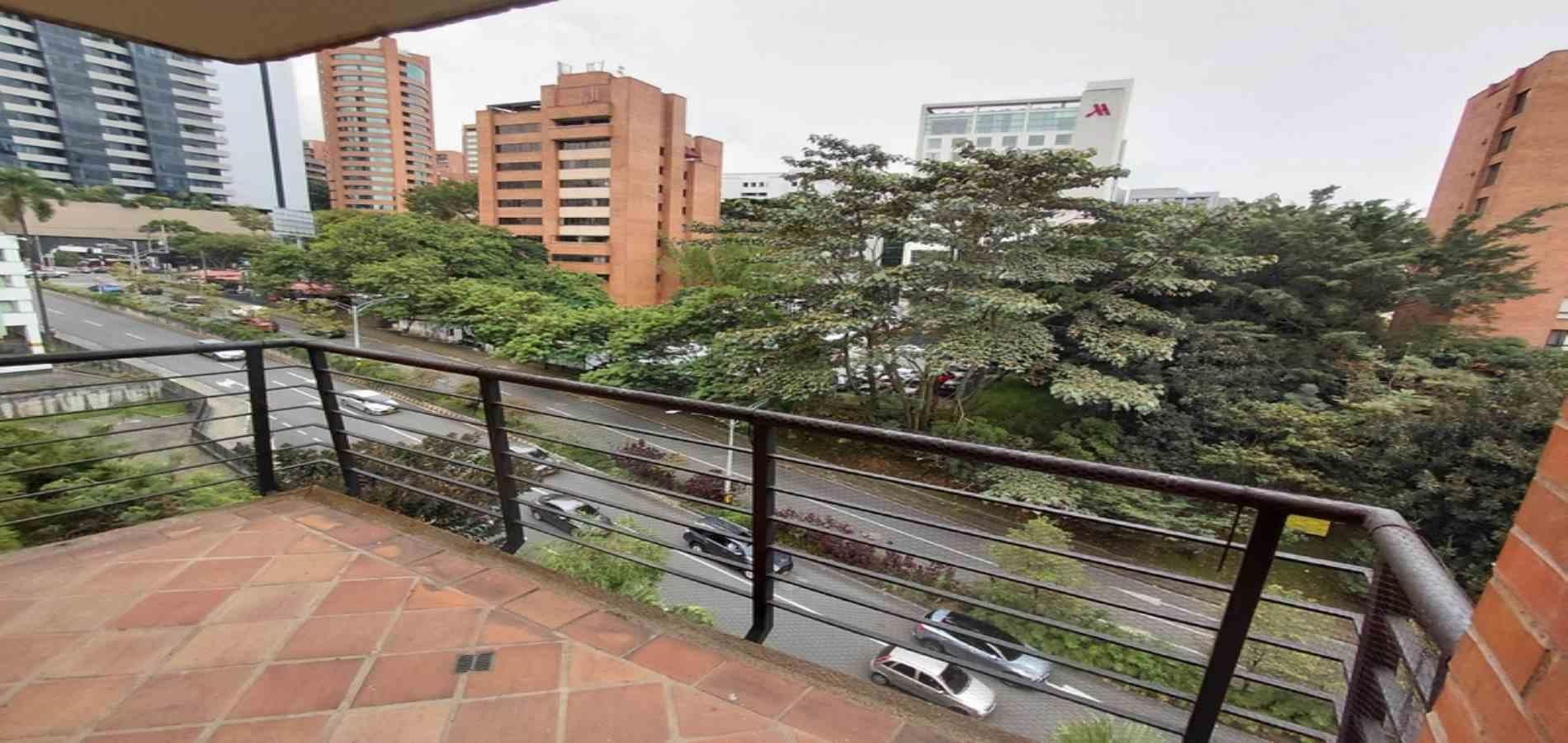 Apartamento en arriendo ubicado en Medellín, sector Milla de Oro - 13