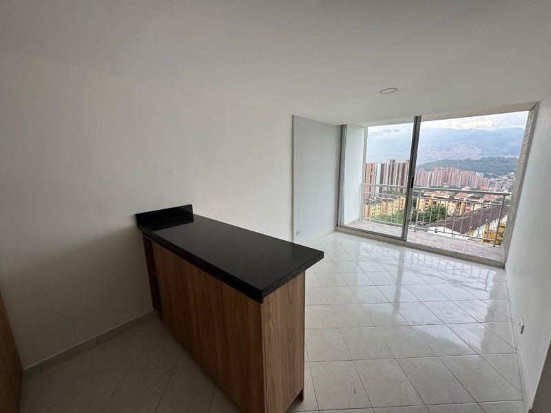 Apartamento en venta ubicado en Medellín, sector Calasanz - 2
