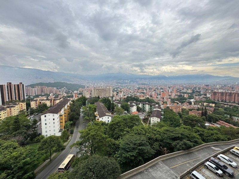 Apartamento en venta ubicado en Medellín, sector Calasanz - 11
