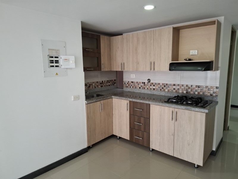 Apartamento en venta ubicado en Medellín, sector Laureles - 2