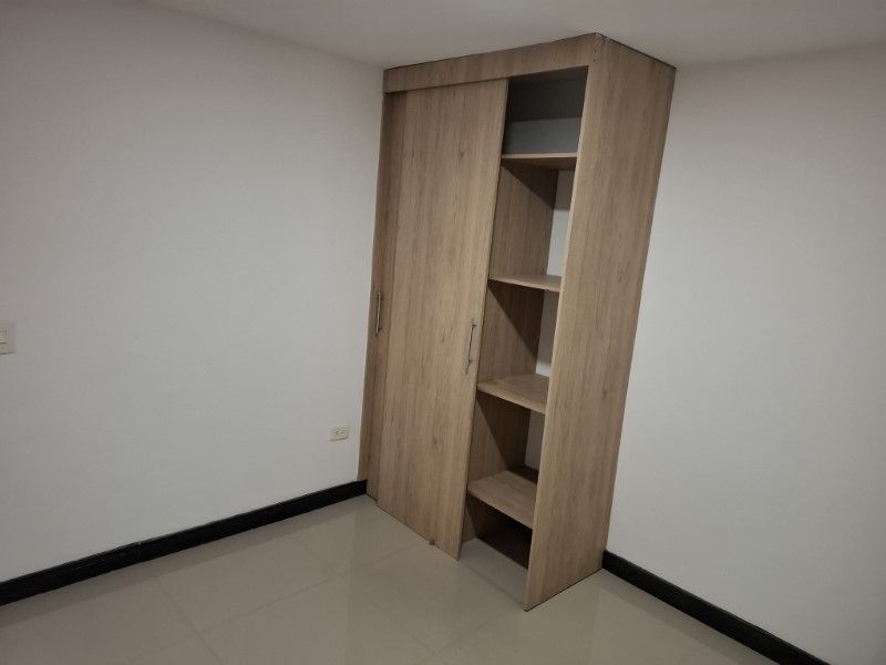 Apartamento en venta ubicado en Medellín, sector Laureles - 5