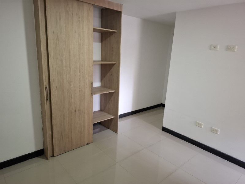 Apartamento en venta ubicado en Medellín, sector Laureles - 11
