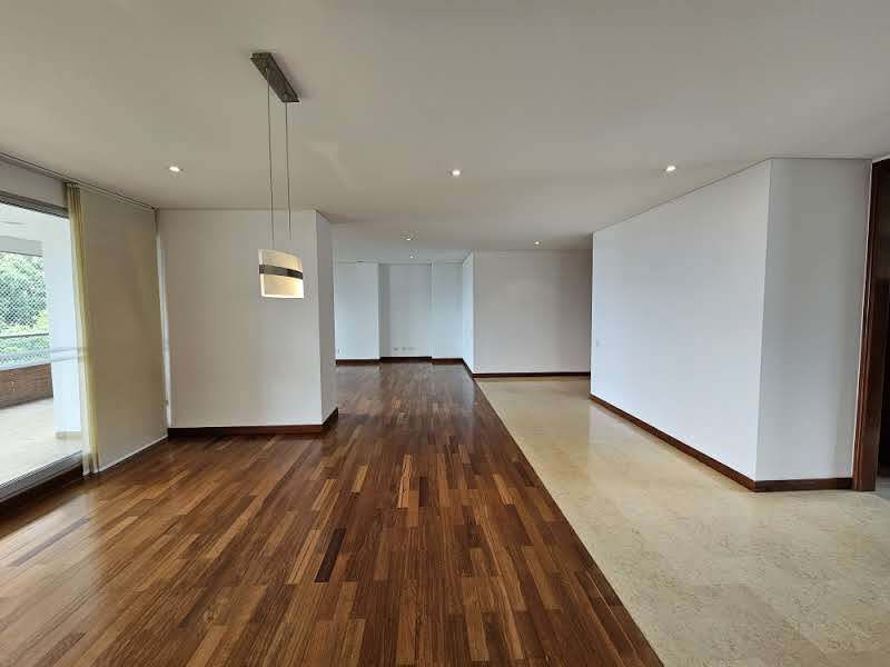 Apartamento en arriendo ubicado en Medellín, sector El Tesoro - 3