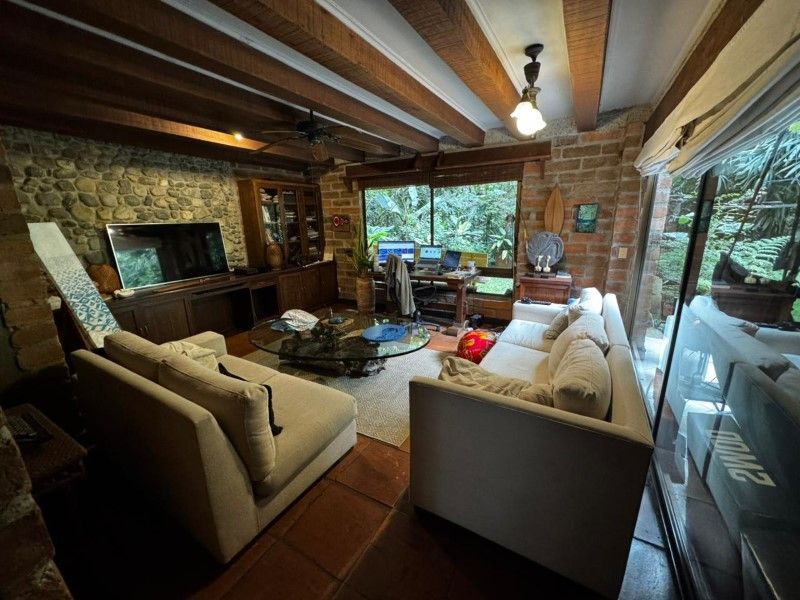 Casa en venta ubicada en Medellín, sector Poblado - 3