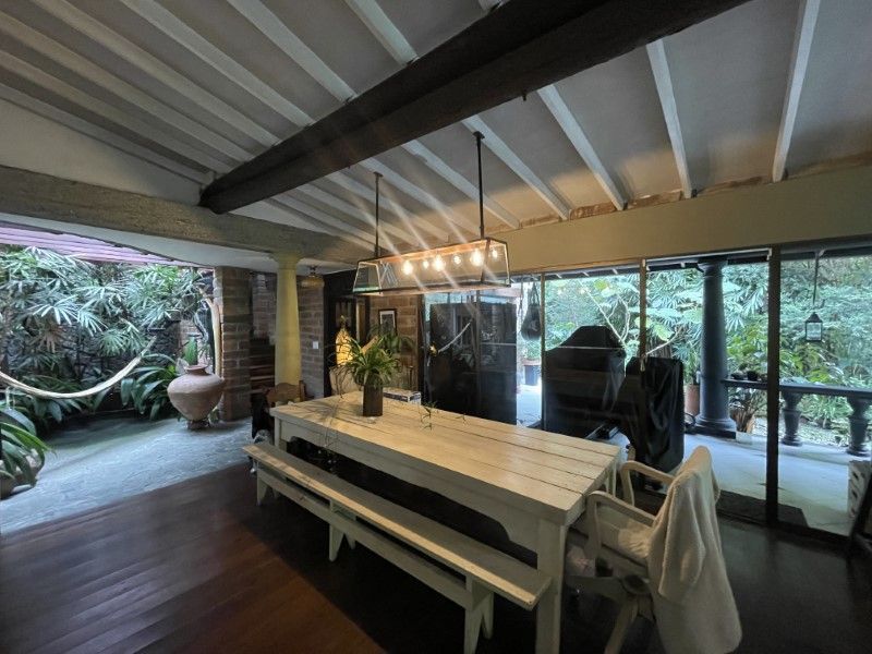 Casa en venta ubicada en Medellín, sector Poblado - 4