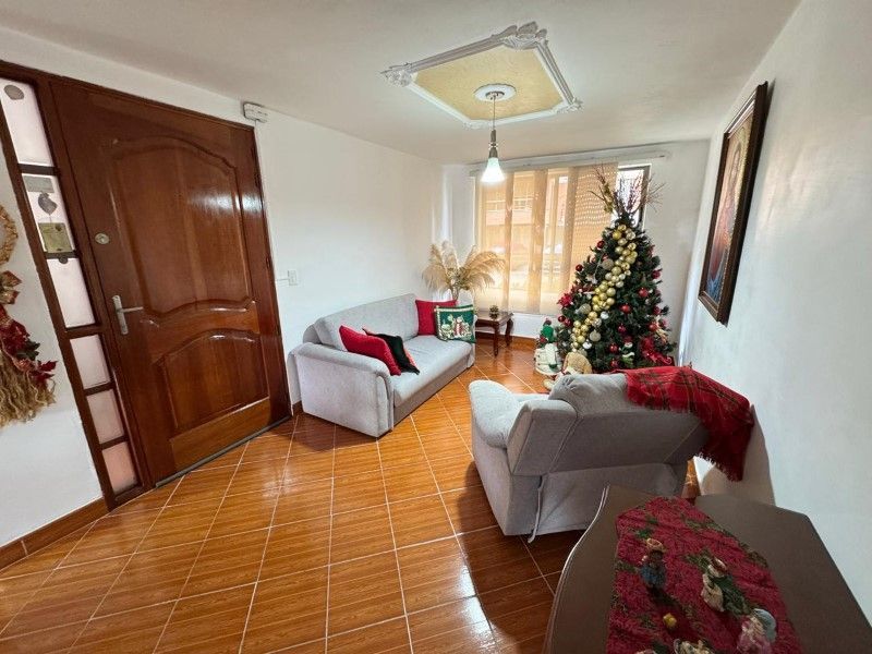Casa en venta ubicada en La Estrella, sector Suramérica - 2