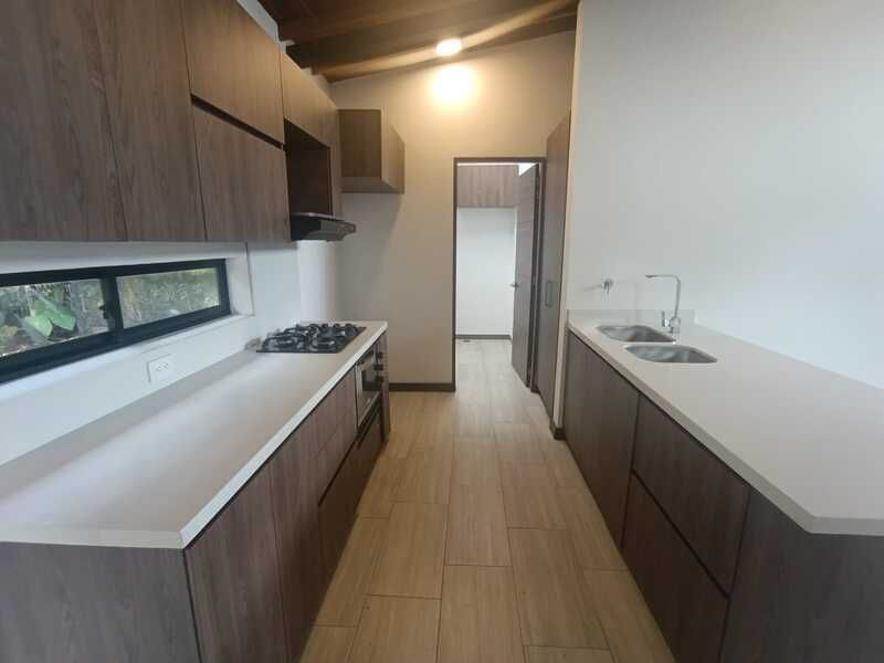 CASA CAMPESTRE EN ARRIENDO UBICADA EN MARINILLA SECTOR ALTO BELEN - 4