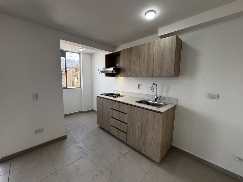 Apartamento en arriendo ubicado en Envigado, sector La Cuenca - 2