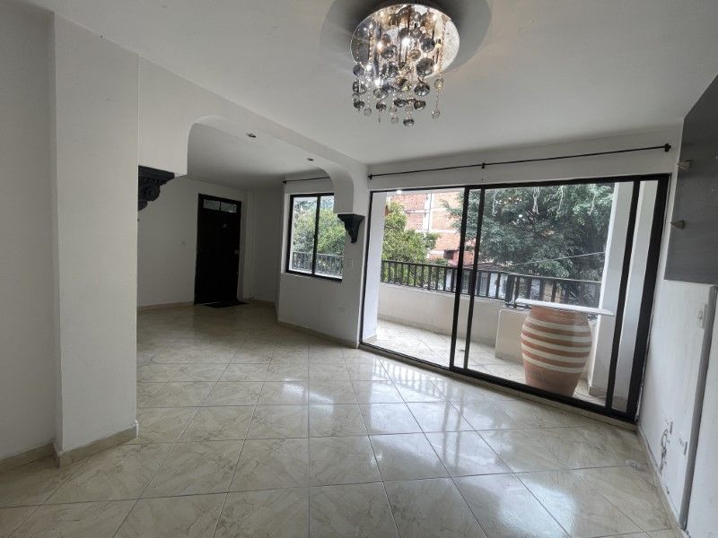 Apartamento en venta ubicado en Envigado, sector La Sebastiana - 3