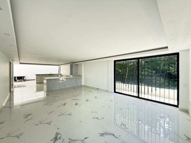 Casa en venta ubicada en Rionegro, sector Llano Grande - 2