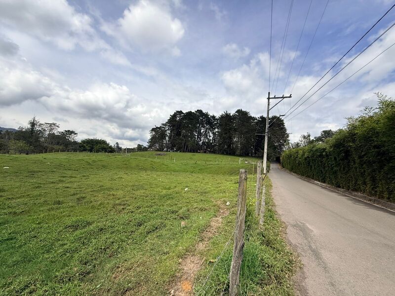 Lote en venta ubicado en Rionegro, sector Vereda la Lucha - 2