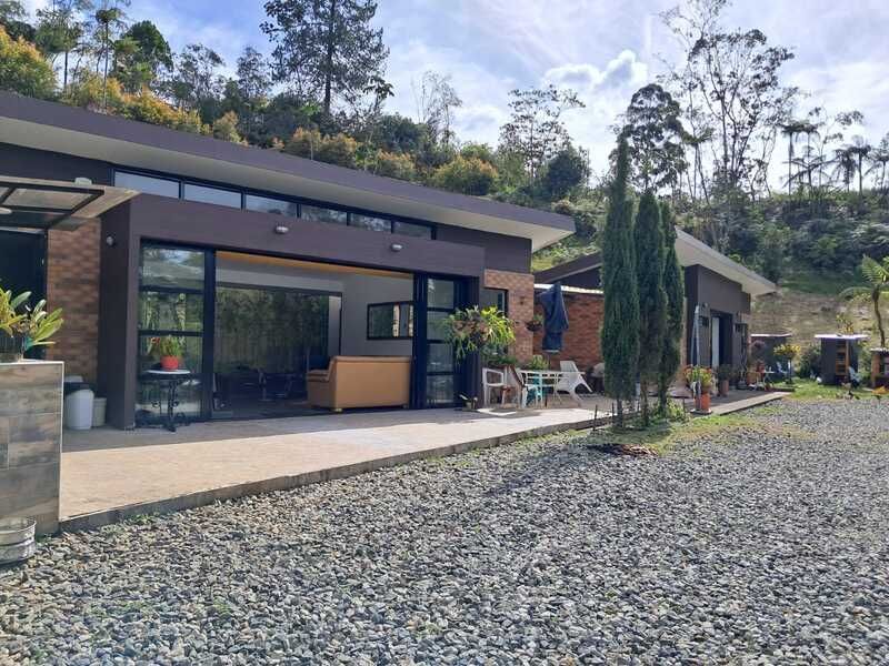 Casa en arriendo ubicada en La Ceja, sector Vía la Ceja - 18