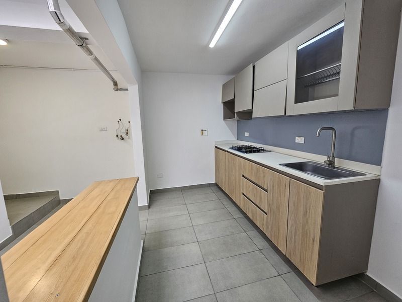 Casa en arriendo ubicada en Medellín, sector Manila - 3
