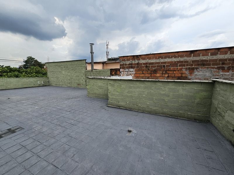 Casa en arriendo ubicada en Medellín, sector Manila - 22