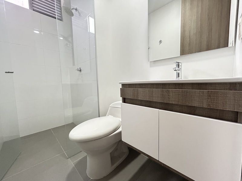 Apartamento en arriendo ubicado en Envigado, sector Loma de las Brujas - 16