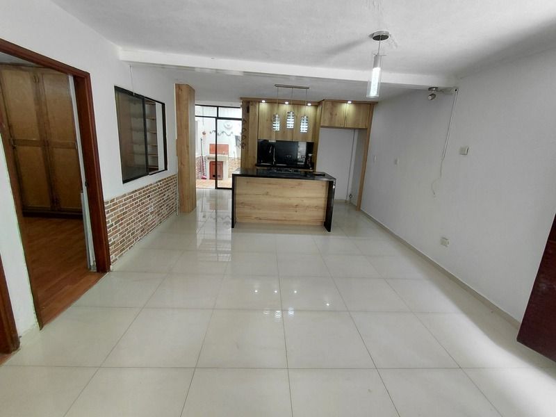 Casa en arriendo ubicada en Medellín, sector Calasanz - 2