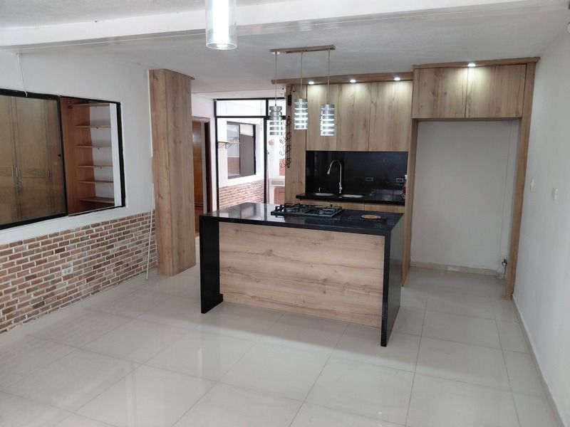 Casa en arriendo ubicada en Medellín, sector Calasanz - 3