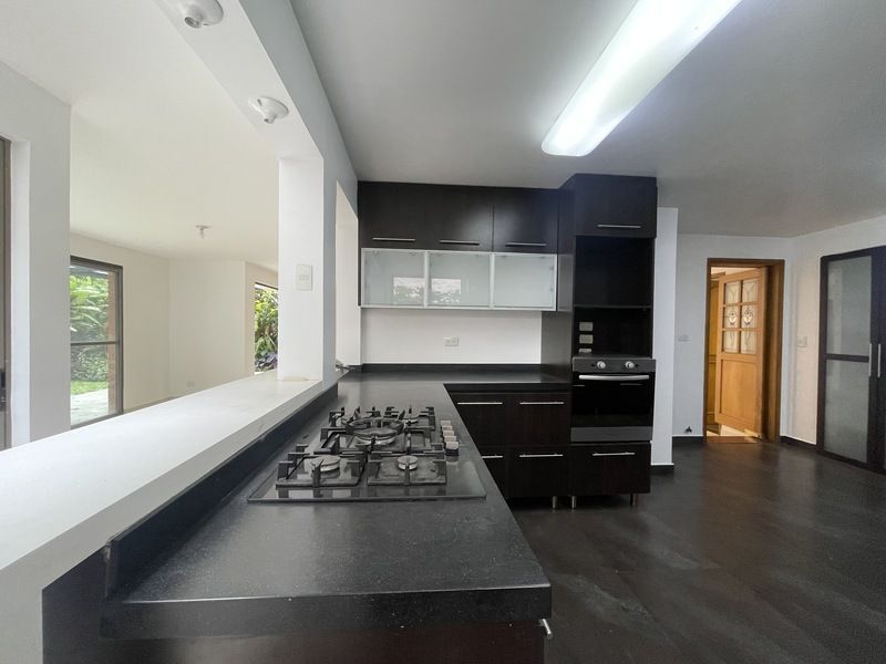 Casa en venta ubicada en Envigado, sector Loma los Benedictinos - 7