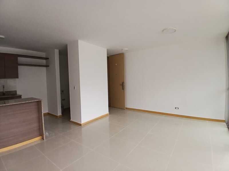 Apartamento en arriendo ubicado en Medellín, sector Loma del Indio - 2