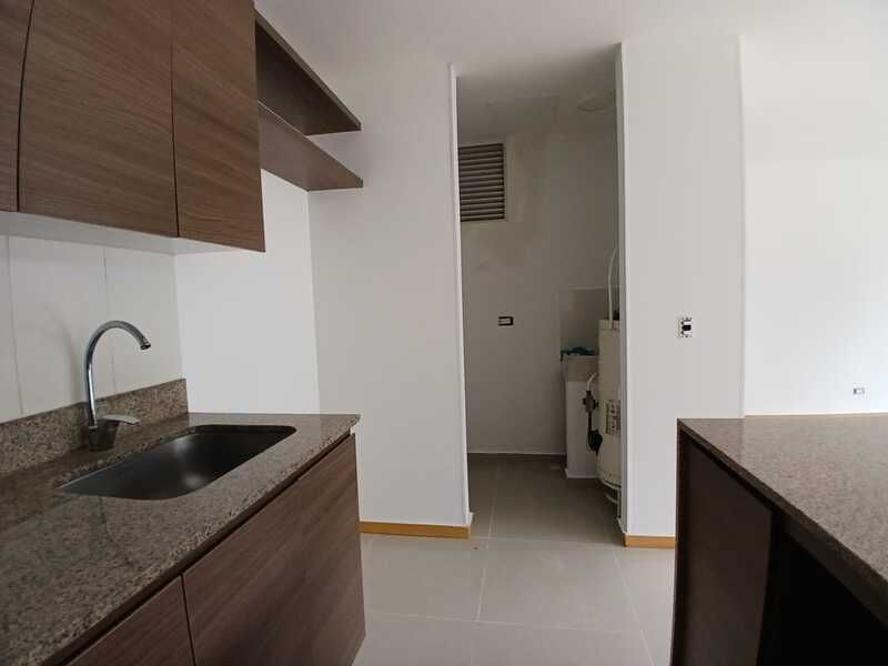 Apartamento en arriendo ubicado en Medellín, sector Loma del Indio - 4