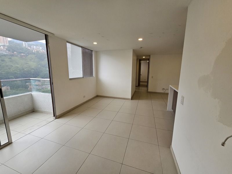 Apartamento en arriendo ubicado en Medellín, sector San Diego - 2