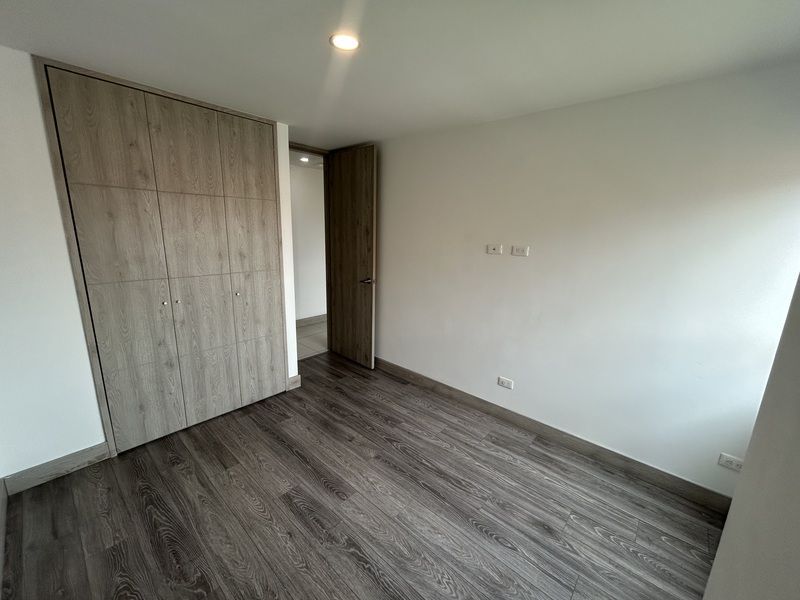 Apartamento en arriendo ubicado en Envigado, sector Loma de los Mesa - 7