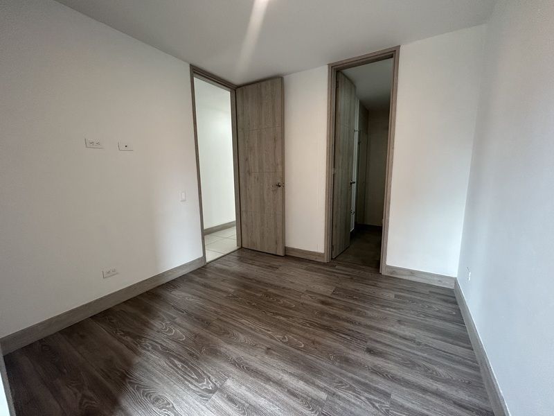 Apartamento en arriendo ubicado en Envigado, sector Loma de los Mesa - 12