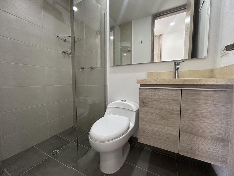 Apartamento en arriendo ubicado en Envigado, sector Loma de los Mesa - 15