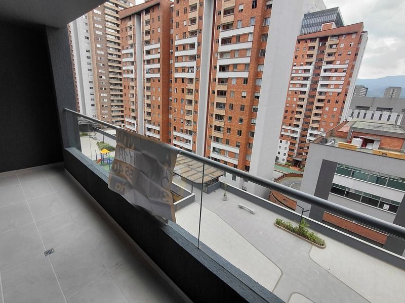 Apartaestudio en arriendo ubicado en Medellín, sector Ciudad del Río - 11